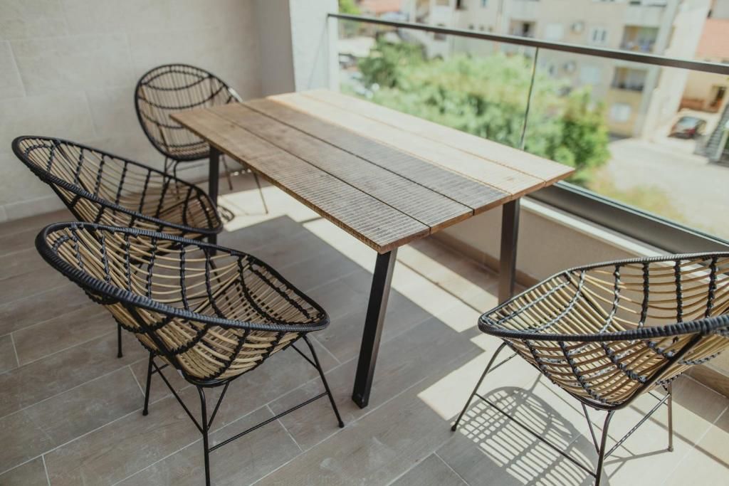 Апартаменты Premium-Designed Apartments Тиват